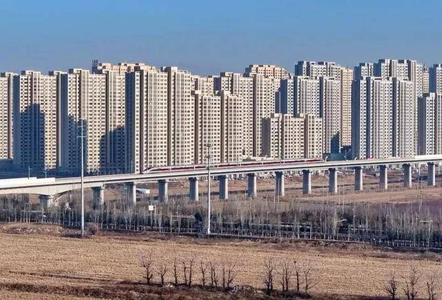 集大原高铁开通运营