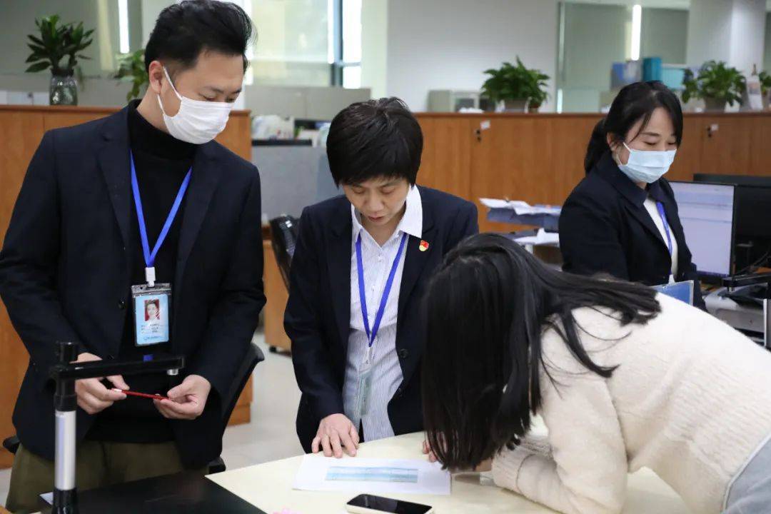 福建省“人民满意的公务员”！厦门人社张颖获表彰