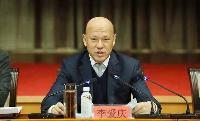李爱庆一审被判死缓：曾自诩国资公司“大救星”，东窗事发时曾烧香磕头