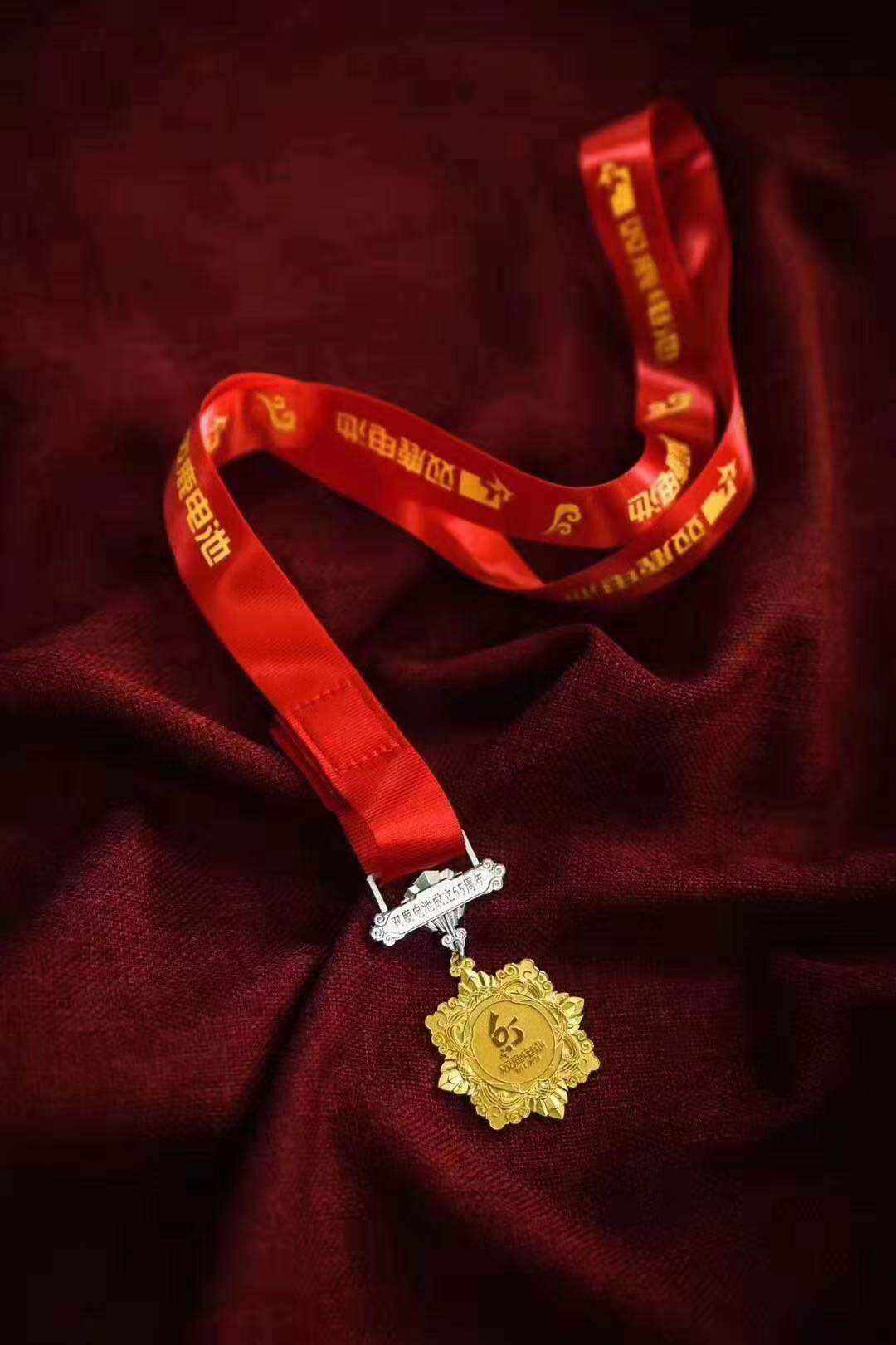 贵金属定制(贵金属定制服务利润如何)