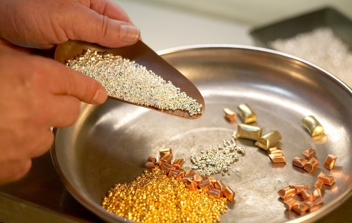 贵金属加工(贵金属加工工艺)