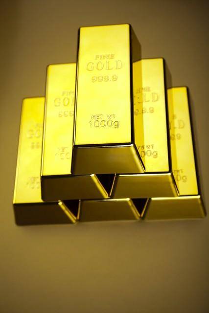 贵金属积存(贵金属积存赎回是什么意思)